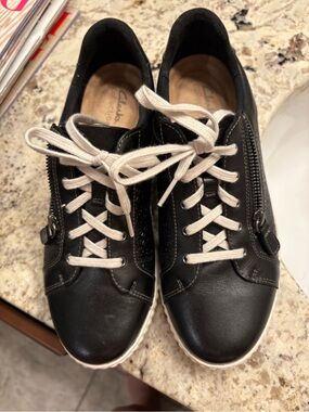 Clarks Black Leather Lace-Up Sneakers with Side Zipper